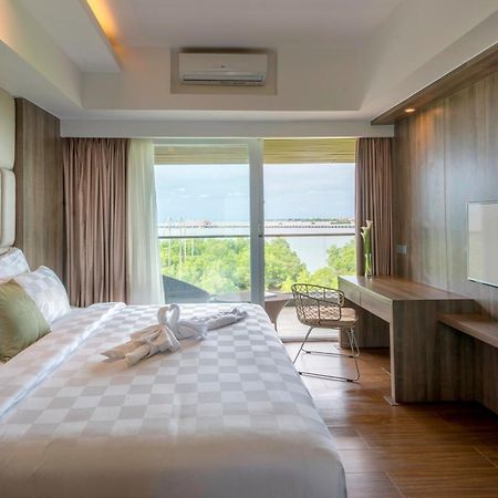 נוסא דואה The Crystal Luxury Bay Resort Nusa Dua מראה חיצוני תמונה